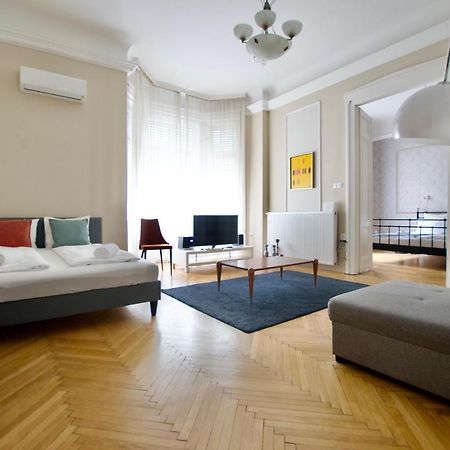 Standard Apartment By Hi5 - Kecskemeti Street Suite Budapest Kültér fotó