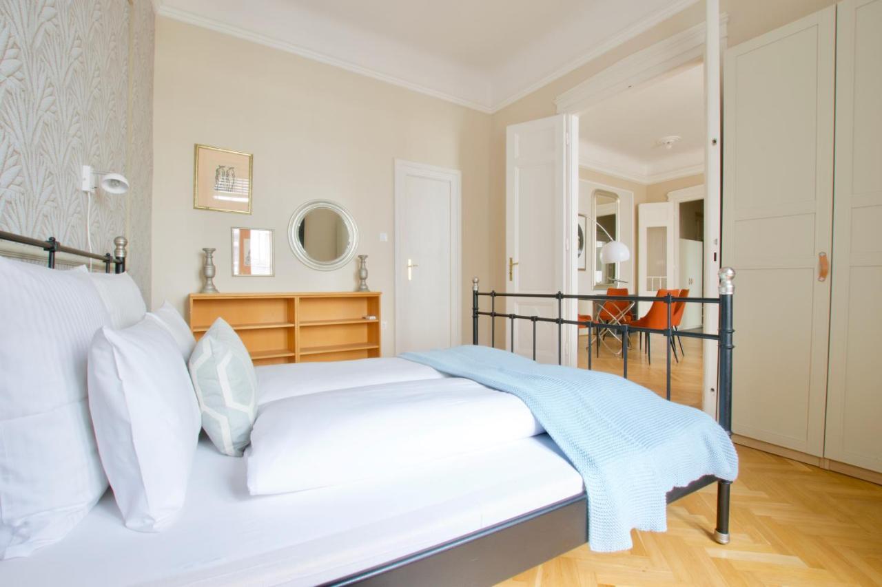 Standard Apartment By Hi5 - Kecskemeti Street Suite Budapest Kültér fotó
