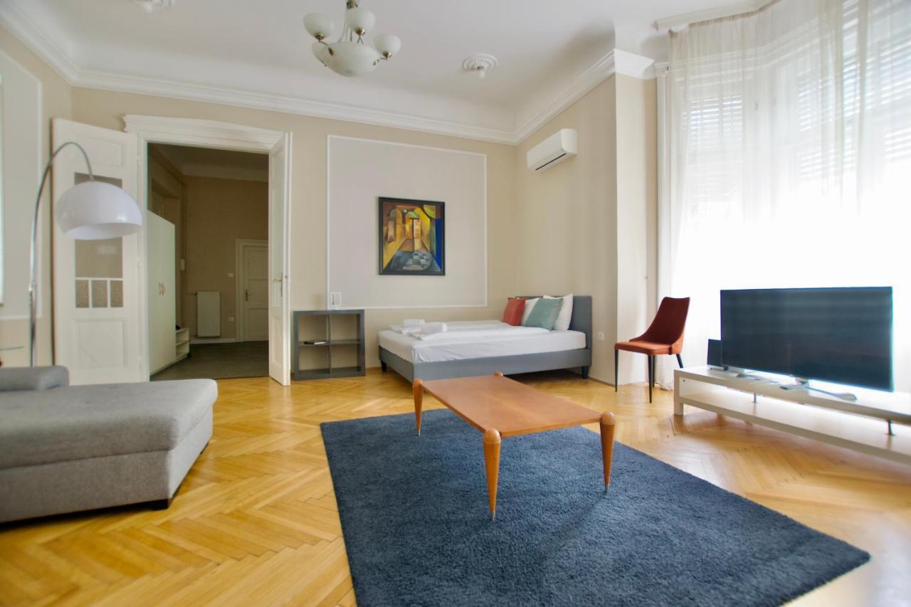 Standard Apartment By Hi5 - Kecskemeti Street Suite Budapest Kültér fotó